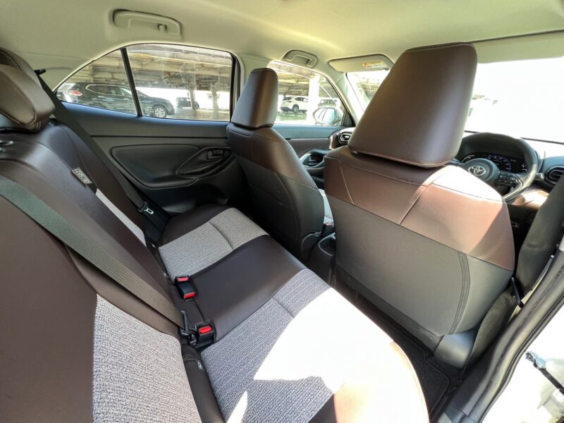 ヤリスクロス ハイブリッド1.5Z E-FOUR 4WD モデリスタ★R4税金完納★極良極美★モデリスタ フルエアロ★上級グレード★4WD★ドラレコ前後★車線変更センサー★衝突軽減ブレーキ★ハーフレザー★激シブ★業界最安★激安画像13