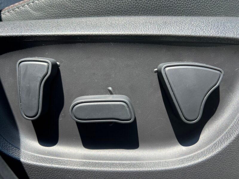 ヤリスクロス ハイブリッド1.5Z E-FOUR 4WD モデリスタ★R4税金完納★極良極美★モデリスタ フルエアロ★上級グレード★4WD★ドラレコ前後★車線変更センサー★衝突軽減ブレーキ★ハーフレザー★激シブ★業界最安★激安画像24