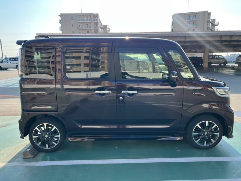 スペーシアカスタムXS 全方位モニターカメラPKG★R5税金完納★車検ロング★360°カメラ★極良極美★ドラレコ前後★衝突軽減ブレーキ★両側電動スライドドア★ヘッドアップディスプレイ★走行中TV視聴★業界最安画像4