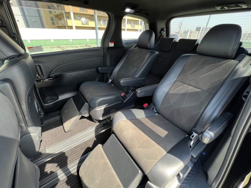 エスティマ2.4 アエラスプレミアム TRDエアロ★R4税金完納★極良極美★TRDエアロ★後席モニター★車線変更センサー★衝突軽減ブレーキ★10インチナビ★業界最安画像16