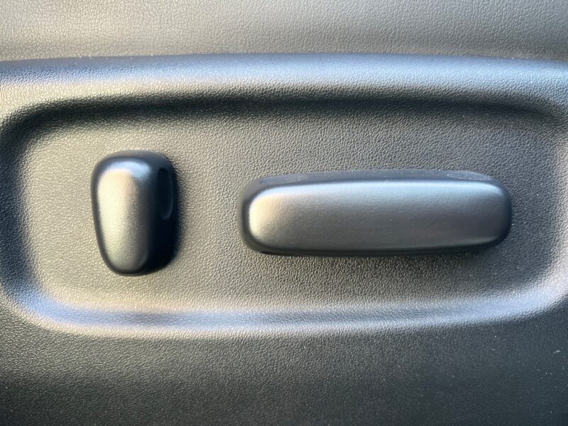 エスティマ2.4 アエラスプレミアム TRDエアロ★R4税金完納★極良極美★TRDエアロ★後席モニター★車線変更センサー★衝突軽減ブレーキ★10インチナビ★業界最安画像25