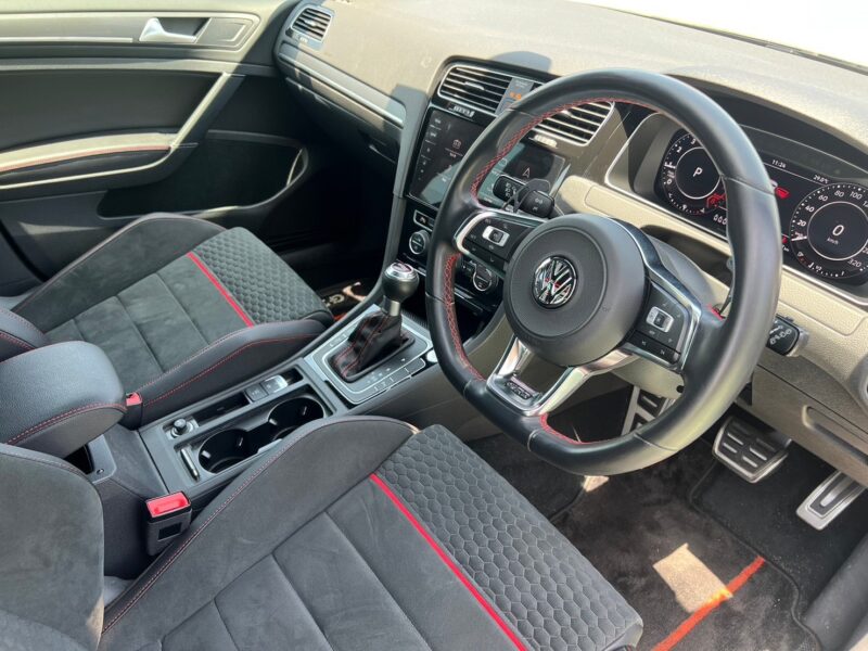 ゴルフ GTI ハイパフォーマンス★R4税金完納★絶好調★REMUSカーボンマフラー★NEUS SPEEDエアクリーナ★ドラレコ前後★走行中TV視聴★車線変更センサー★業界最安画像8