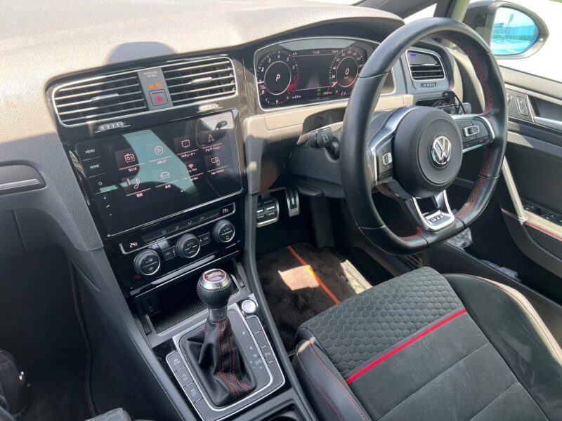 ゴルフ GTI ハイパフォーマンス★R4税金完納★絶好調★REMUSカーボンマフラー★NEUS SPEEDエアクリーナ★ドラレコ前後★走行中TV視聴★車線変更センサー★業界最安画像9
