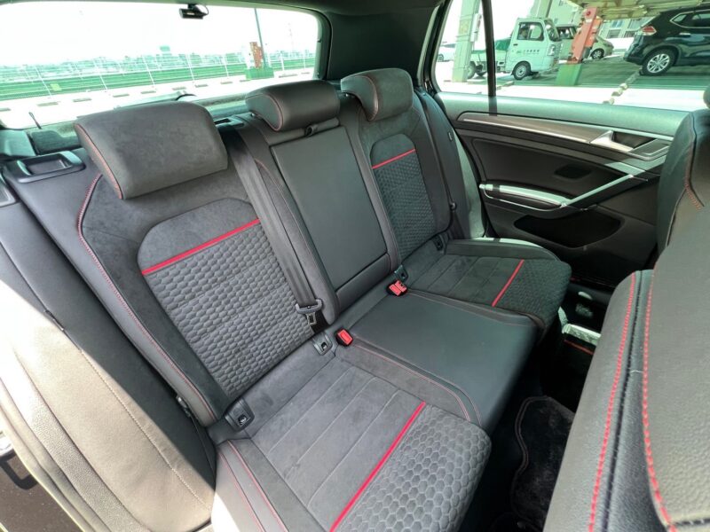 ゴルフ GTI ハイパフォーマンス★R4税金完納★絶好調★REMUSカーボンマフラー★NEUS SPEEDエアクリーナ★ドラレコ前後★走行中TV視聴★車線変更センサー★業界最安画像12