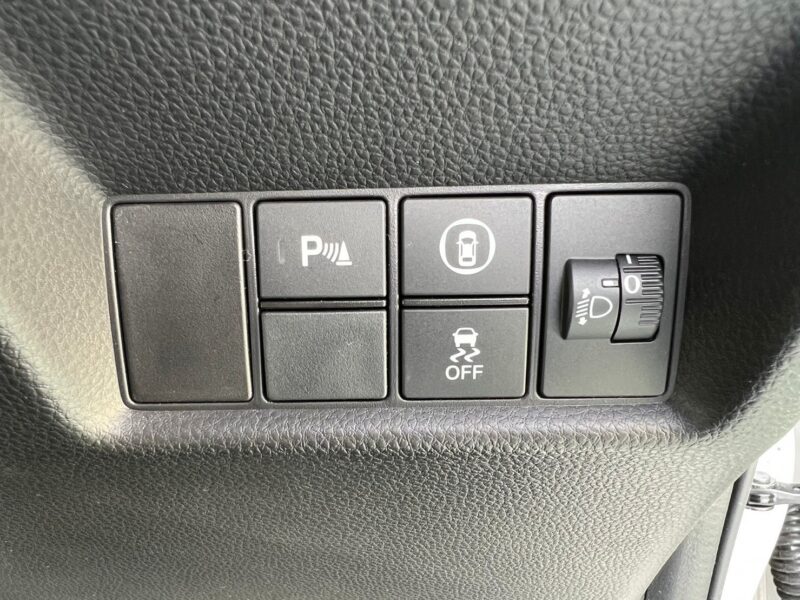 フィット1.5 e:HEVホーム★R5税金完納★低燃費★極良極美★車検ロング★車線変更センサー★衝突軽減ブレーキ★業界最安画像19