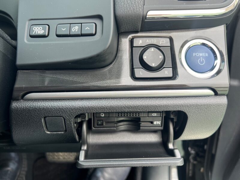 クラウンアスリート ハイブリッド2.5S★R5税金完納★ディーラー認定中古車★極良極美★走行3.9万k★ドラレコ前後★大人気★業界最安画像17