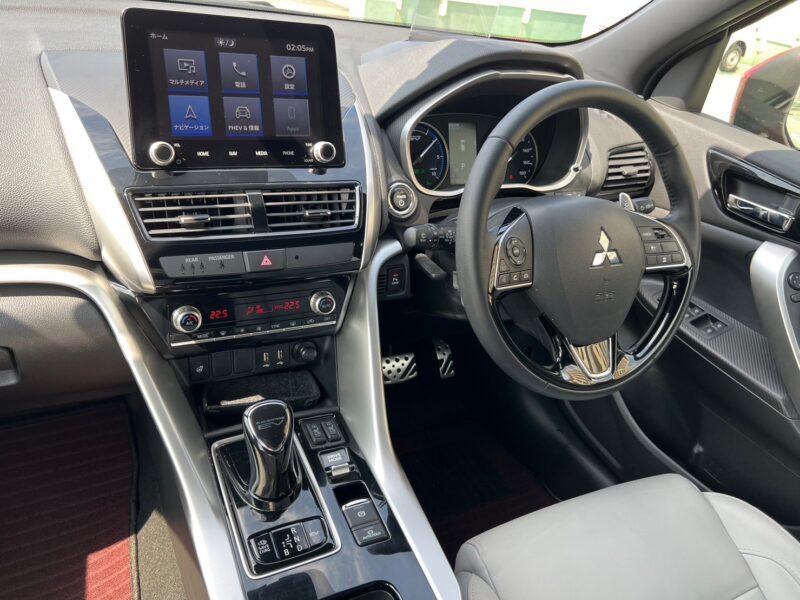 エクリプスクロス PHEV 2.4 P 4WD★R5税金完納★極良極美★最上級グレード★プラグインハイブリッド★充電コード付き★360°カメラ★ブラインドスポットモニター★衝突軽減ブレーキ★後方車両検知警告システム★業界最安画像9