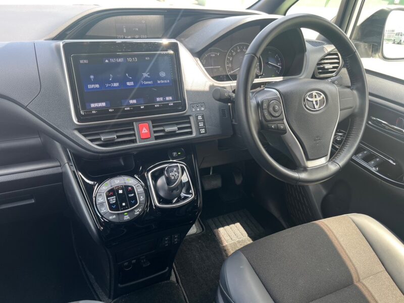 ノア1.8 ハイブリッド SI W×B Ⅱ★R5税金完納★極良極美★ワンオーナー★車検ロング★後席モニター★衝突軽減ブレーキ★走行中TV視聴★パーキングセンサー★業界最安画像8