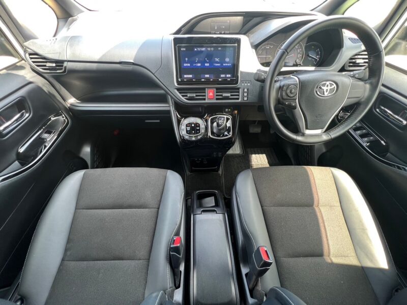 ノア1.8 ハイブリッド SI W×B Ⅱ★R5税金完納★極良極美★ワンオーナー★車検ロング★後席モニター★衝突軽減ブレーキ★走行中TV視聴★パーキングセンサー★業界最安画像10