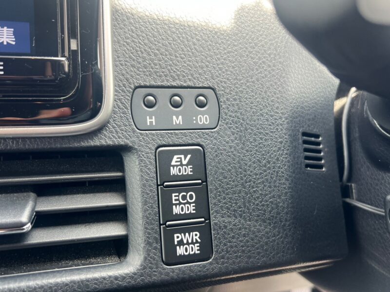 ノア1.8 ハイブリッド SI W×B Ⅱ★R5税金完納★極良極美★ワンオーナー★車検ロング★後席モニター★衝突軽減ブレーキ★走行中TV視聴★パーキングセンサー★業界最安画像20