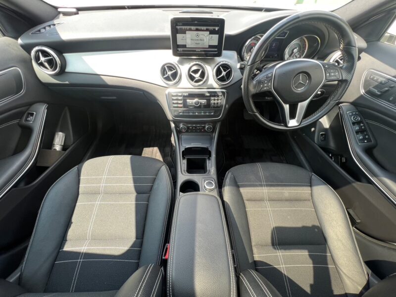 GLA180 オフロード★R5税金完納★極良極美★大人気★サンルーフ★ドラレコ★衝突軽減ブレーキ★クルーズコントロール★業界最安画像10