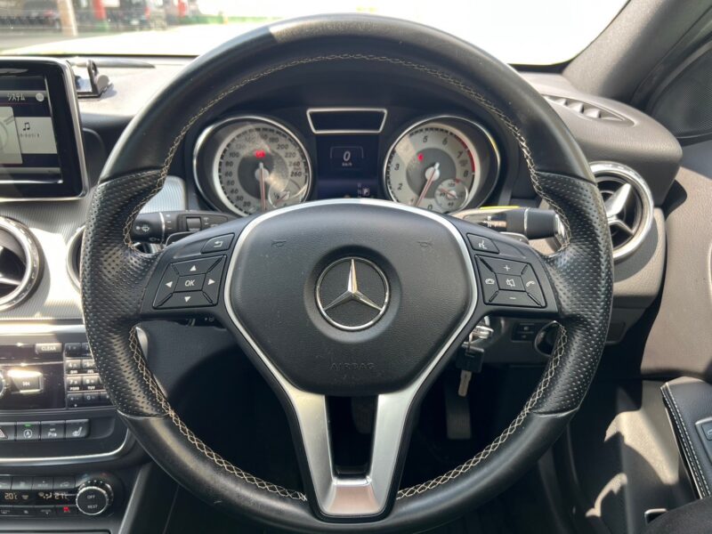 GLA180 オフロード★R5税金完納★極良極美★大人気★サンルーフ★ドラレコ★衝突軽減ブレーキ★クルーズコントロール★業界最安画像17