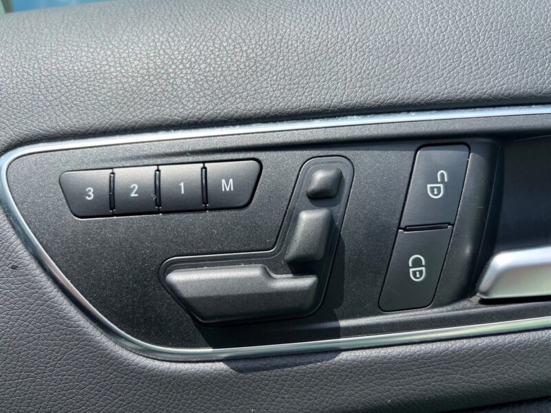 GLA180 オフロード★R5税金完納★極良極美★大人気★サンルーフ★ドラレコ★衝突軽減ブレーキ★クルーズコントロール★業界最安画像20