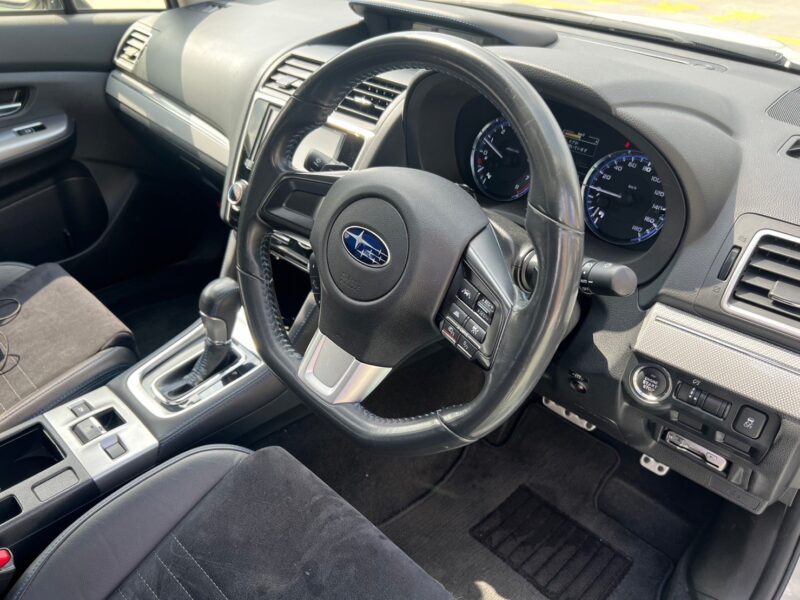 レヴォーグ2.0 GT-S アイサイト 4WD STIエアロ★R5税金完納★極良極美★STIエアロ★サンルーフ★運転支援システム★ドラレコ★走行中TV視聴★業界最安画像8