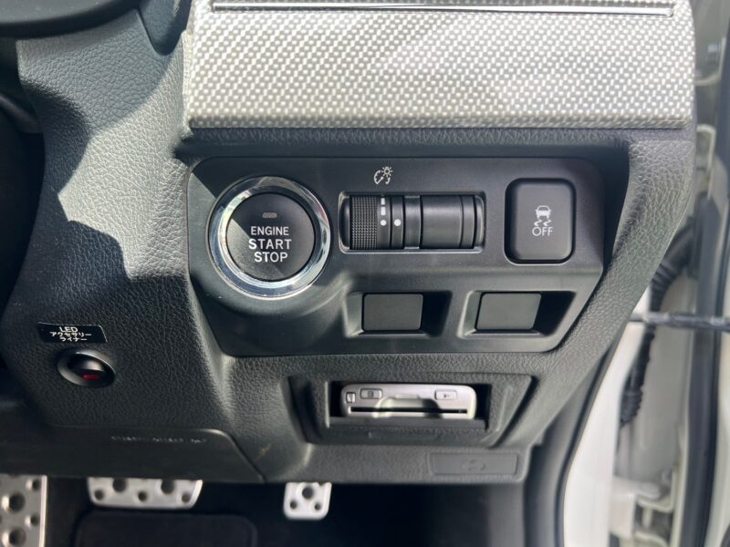 レヴォーグ2.0 GT-S アイサイト 4WD STIエアロ★R5税金完納★極良極美★STIエアロ★サンルーフ★運転支援システム★ドラレコ★走行中TV視聴★業界最安画像20