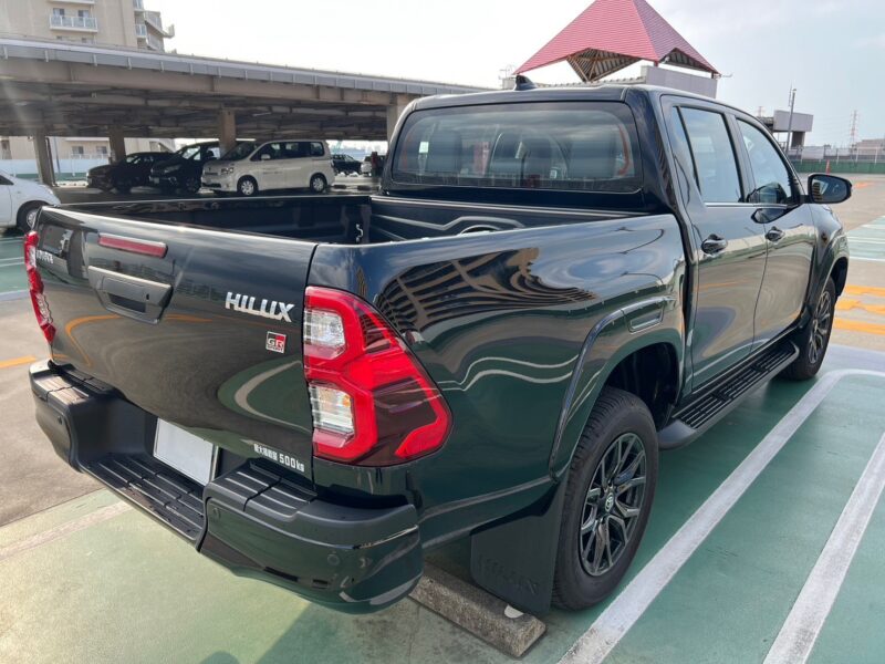 ハイラックス2.4 Z GRスポーツ ディーゼルターボ4WD★R5税金完納★新車同様★走行0.2万k★360°カメラ★運転支援システム★ハーフレザー★業界最安画像4