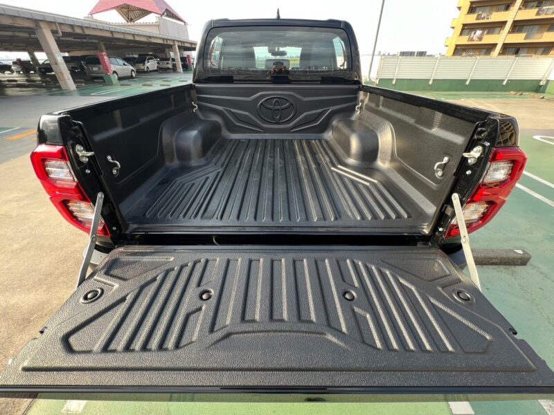 ハイラックス2.4 Z GRスポーツ ディーゼルターボ4WD★R5税金完納★新車同様★走行0.2万k★360°カメラ★運転支援システム★ハーフレザー★業界最安画像8