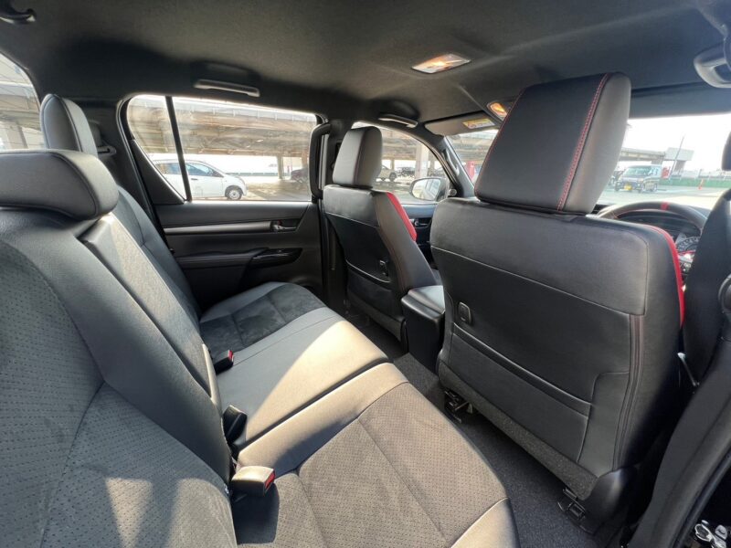 ハイラックス2.4 Z GRスポーツ ディーゼルターボ4WD★R5税金完納★新車同様★走行0.2万k★360°カメラ★運転支援システム★ハーフレザー★業界最安画像13