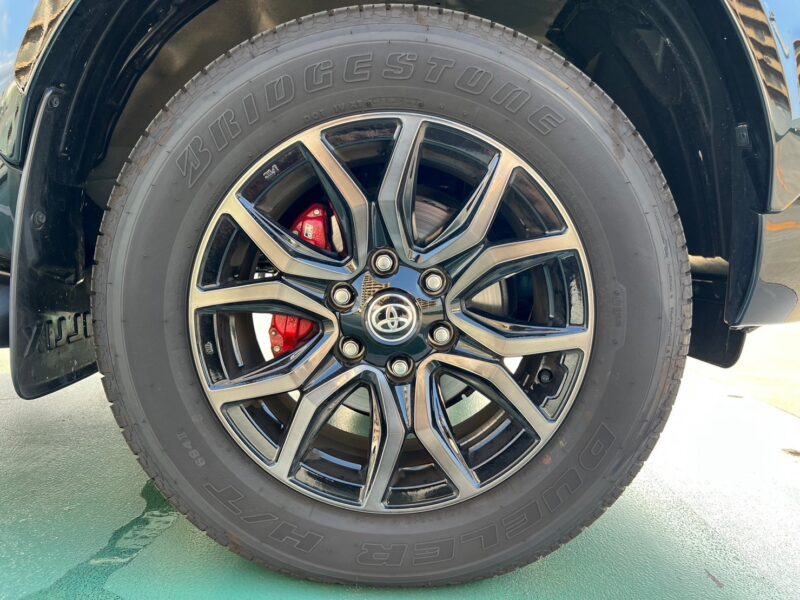 ハイラックス2.4 Z GRスポーツ ディーゼルターボ4WD★R5税金完納★新車同様★走行0.2万k★360°カメラ★運転支援システム★ハーフレザー★業界最安画像20