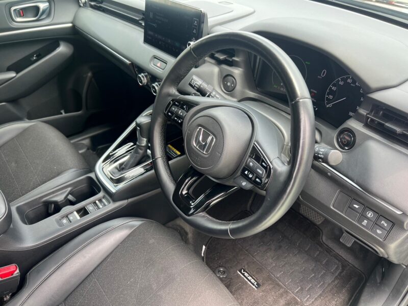 ヴェゼル1.5 e:HEV Z 無限エアロ★R4税金完納★極良極美★無限エアロ★無限ルーフスポイラー★運転支援システム★業界最安画像8