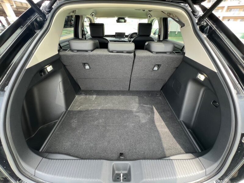 ヴェゼル1.5 e:HEV Z 無限エアロ★R4税金完納★極良極美★無限エアロ★無限ルーフスポイラー★運転支援システム★業界最安画像14