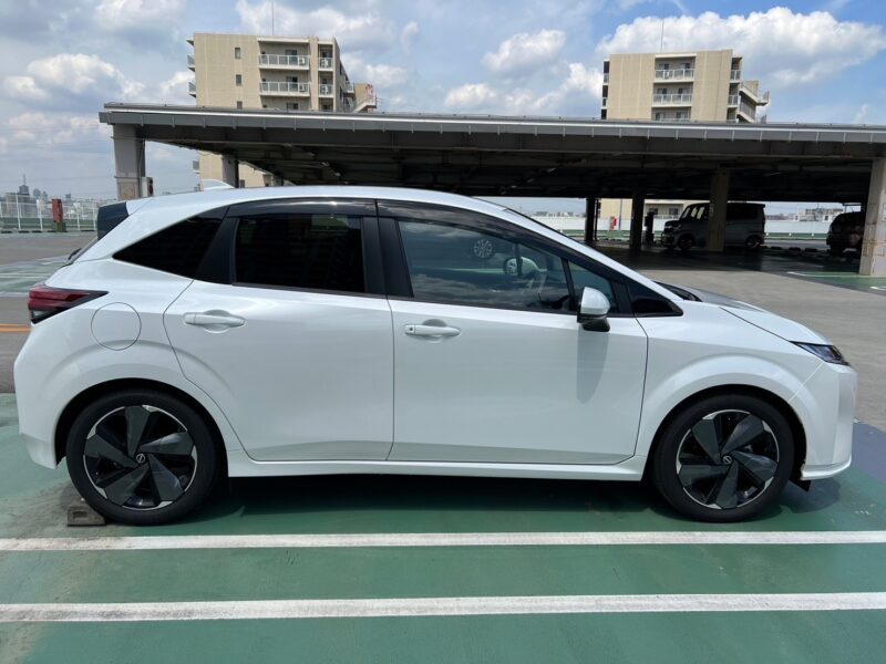 ノートオーラ1.2G レザーエディション★R5税金完納★新車同様★走行0.2万k★大型ディスプレイ★BOSEサウンドシステム★360°カメラ★ドラレコ★運転支援システム★ミラーモニター★業界最安画像4