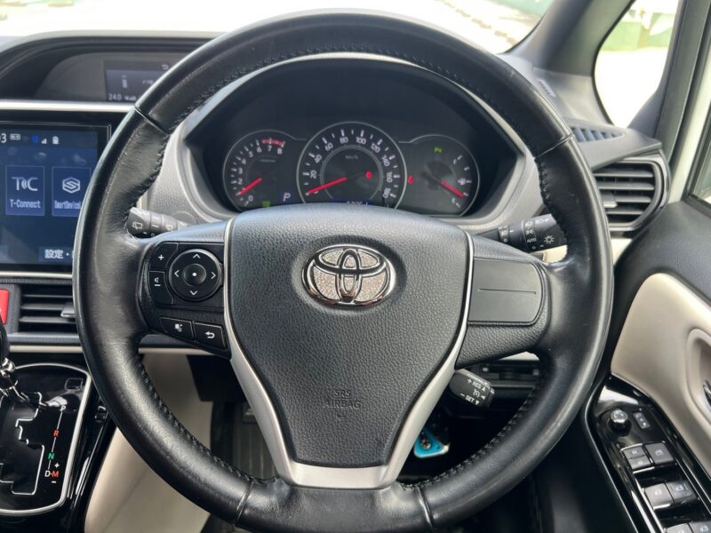 ノア 2.0 Si WxB Ⅱモデリスタ★R5税金完納★モデリスタエアロ★ドラレコ★走行中TV視聴★後席モニター★車線変更センサー★衝突軽減ブレーキ★運転支援システム★業界最安画像16