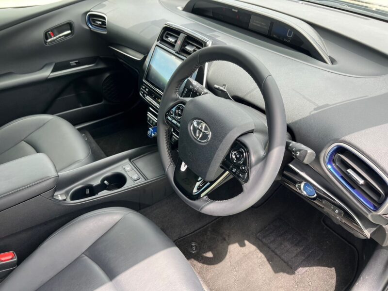 プリウス1.8 S ツーリングセレクション モデリスタ★R5税金完納★モデリスタエアロ★極上車★360°カメラ★9インチナビ★走行中TV視聴★ドラレコ★運転支援システム★上級グレード★業界最安★激安画像8