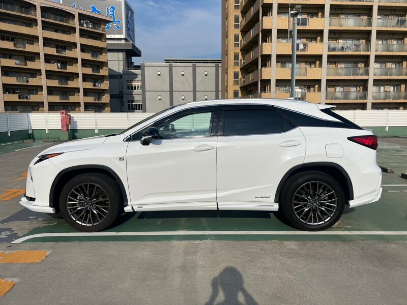 レクサスRX450h Fスポーツ TOM’Sエアロ★R5税金完納★車検ロング★パノラマルーフ★TOM’Sエアロ★赤革★マークレビンソンサウンドシステム★360°カメラ★オプション充実★極良極美★業界最安画像3