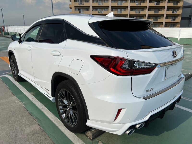 レクサスRX450h Fスポーツ TOM’Sエアロ★R5税金完納★車検ロング★パノラマルーフ★TOM’Sエアロ★赤革★マークレビンソンサウンドシステム★360°カメラ★オプション充実★極良極美★業界最安画像5