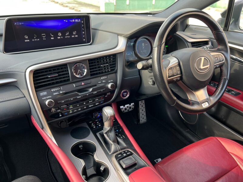 レクサスRX450h Fスポーツ TOM’Sエアロ★R5税金完納★車検ロング★パノラマルーフ★TOM’Sエアロ★赤革★マークレビンソンサウンドシステム★360°カメラ★オプション充実★極良極美★業界最安画像9