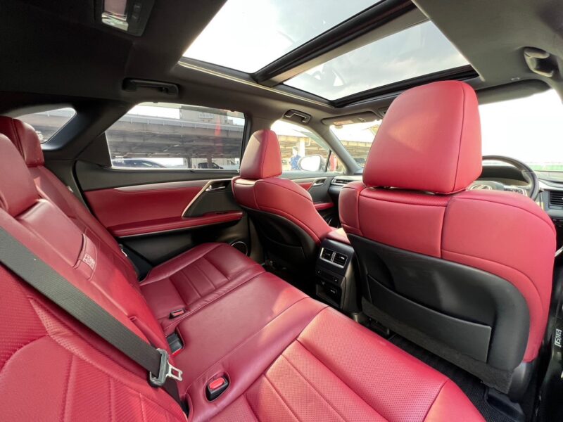 レクサスRX450h Fスポーツ TOM’Sエアロ★R5税金完納★車検ロング★パノラマルーフ★TOM’Sエアロ★赤革★マークレビンソンサウンドシステム★360°カメラ★オプション充実★極良極美★業界最安画像12