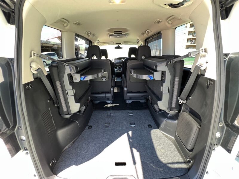 セレナ1.2 e-Power ハイウェイスターV★R5税金完納★極良極美★超低燃費★アルパイン後席モニター★360°カメラ★ドラレコ★運転支援システム★走行中TV視聴★業界最安画像13