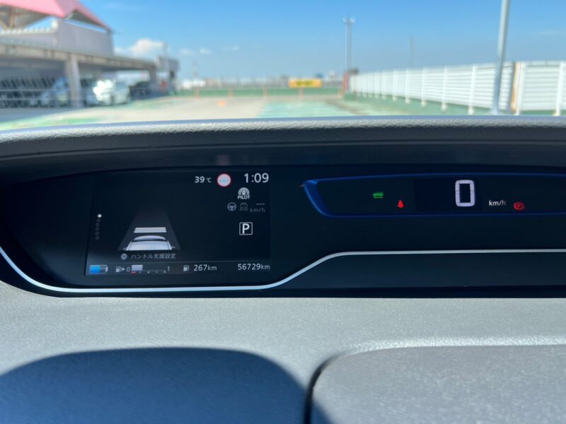 セレナ1.2 e-Power ハイウェイスターV★R5税金完納★極良極美★超低燃費★アルパイン後席モニター★360°カメラ★ドラレコ★運転支援システム★走行中TV視聴★業界最安画像17