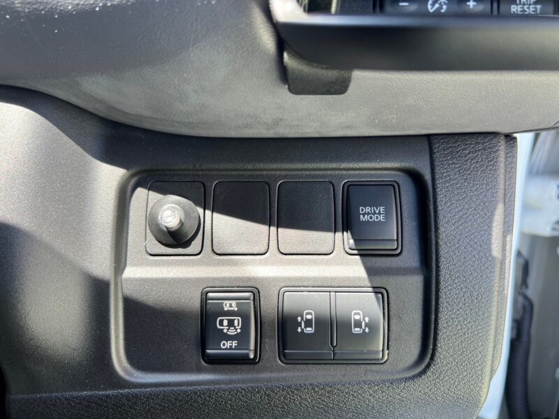 セレナ1.2 e-Power ハイウェイスターV★R5税金完納★極良極美★超低燃費★アルパイン後席モニター★360°カメラ★ドラレコ★運転支援システム★走行中TV視聴★業界最安画像19