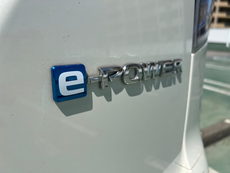 セレナ1.2 e-Power ハイウェイスターV★R5税金完納★極良極美★超低燃費★アルパイン後席モニター★360°カメラ★ドラレコ★運転支援システム★走行中TV視聴★業界最安画像25