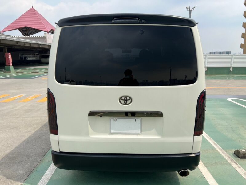 ハイエース2.0 スーパーGL ロング★R5税金完納★車検ロング★カスタム総額150万円以上★KB18アルミ★ジュエルヘッドランプ★ユーロボンネット★ルーフスポイラー★ローダウン★グリルガード★ベッドキッド★JBLスピーカー★ミラーモニター★その他カスタム多数★業界最安画像7