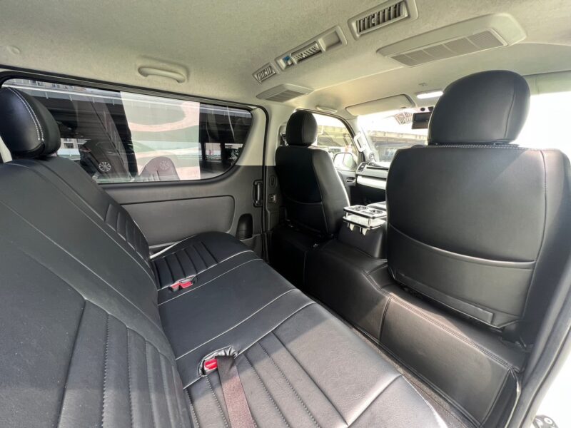 ハイエース2.0 スーパーGL ロング★R5税金完納★車検ロング★カスタム総額150万円以上★KB18アルミ★ジュエルヘッドランプ★ユーロボンネット★ルーフスポイラー★ローダウン★グリルガード★ベッドキッド★JBLスピーカー★ミラーモニター★その他カスタム多数★業界最安画像13