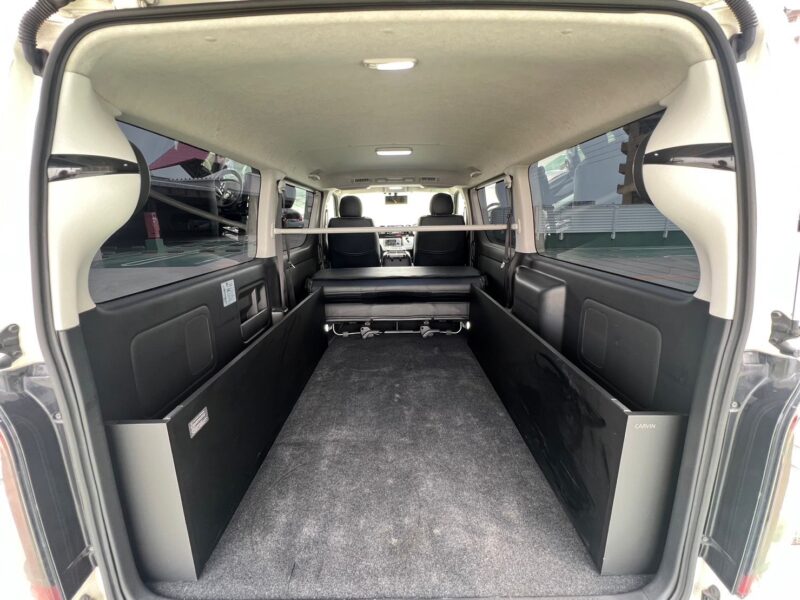 ハイエース2.0 スーパーGL ロング★R5税金完納★車検ロング★カスタム総額150万円以上★KB18アルミ★ジュエルヘッドランプ★ユーロボンネット★ルーフスポイラー★ローダウン★グリルガード★ベッドキッド★JBLスピーカー★ミラーモニター★その他カスタム多数★業界最安画像15