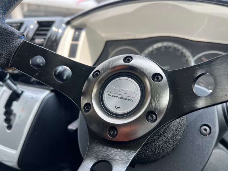 ハイエース2.0 スーパーGL ロング★R5税金完納★車検ロング★カスタム総額150万円以上★KB18アルミ★ジュエルヘッドランプ★ユーロボンネット★ルーフスポイラー★ローダウン★グリルガード★ベッドキッド★JBLスピーカー★ミラーモニター★その他カスタム多数★業界最安画像21