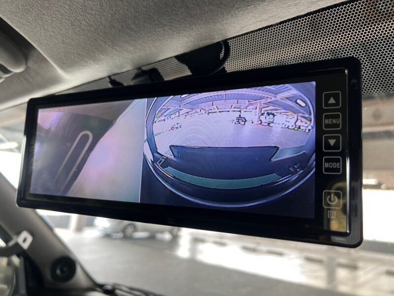 ハイエース2.0 スーパーGL ロング★R5税金完納★車検ロング★カスタム総額150万円以上★KB18アルミ★ジュエルヘッドランプ★ユーロボンネット★ルーフスポイラー★ローダウン★グリルガード★ベッドキッド★JBLスピーカー★ミラーモニター★その他カスタム多数★業界最安画像23