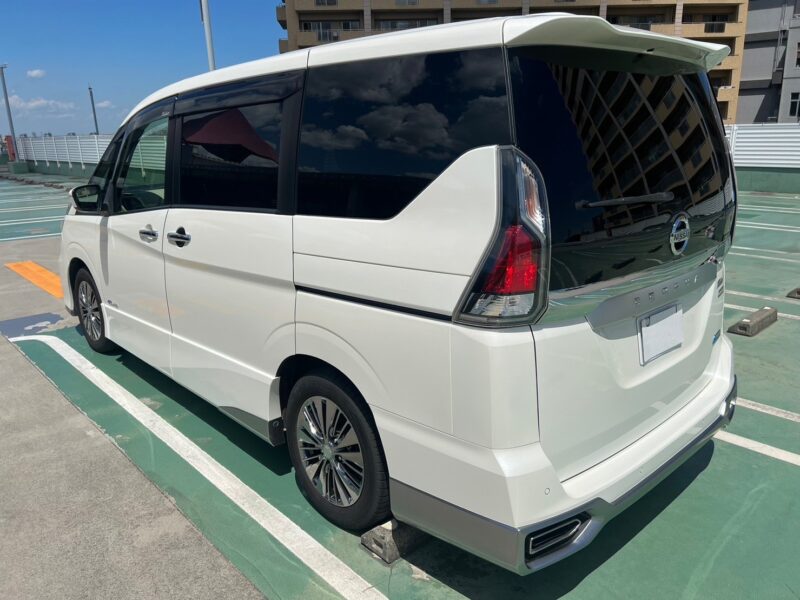 セレナ2.0 ライダー オーテック 30周年特別仕様車 プロパイロット エディション★R5税金完納★AUTECH★白レザー★極良極美★ドラレコ★後席モニター★運転支援システム★走行中TV視聴★業界最安★激安画像5