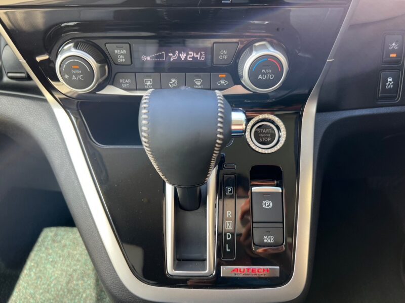 セレナ2.0 ライダー オーテック 30周年特別仕様車 プロパイロット エディション★R5税金完納★AUTECH★白レザー★極良極美★ドラレコ★後席モニター★運転支援システム★走行中TV視聴★業界最安★激安画像19