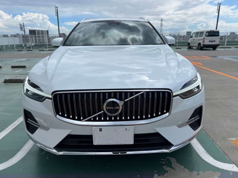 ボルボ XC60 B5 AWD インスクリプション 4WD ラグジュアリーPKG エアサスモデル★R5税金完納★激良激美★オプション超高額★パノラマルーフ★エアサス★プレミアムサウンドシステム★360°カメラ★ドラレコ★運転支援システム★ワンオーナー★業界最安画像2