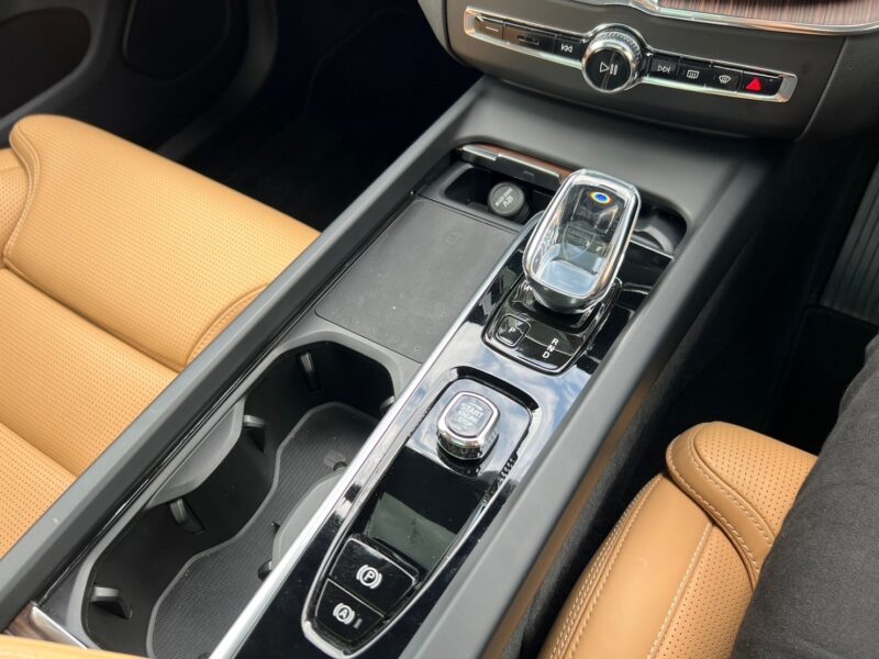 ボルボ XC60 B5 AWD インスクリプション 4WD ラグジュアリーPKG エアサスモデル★R5税金完納★激良激美★オプション超高額★パノラマルーフ★エアサス★プレミアムサウンドシステム★360°カメラ★ドラレコ★運転支援システム★ワンオーナー★業界最安画像26