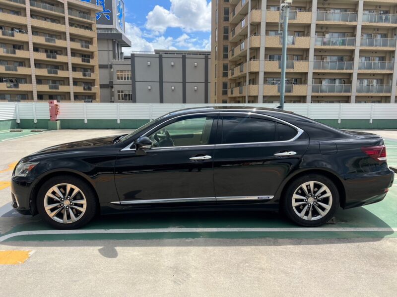 レクサスLS600h 4WD★R5税金完納★走行中TV視聴★極上車★大人気セダン★スタッドレス★装備充実★業界最安画像3