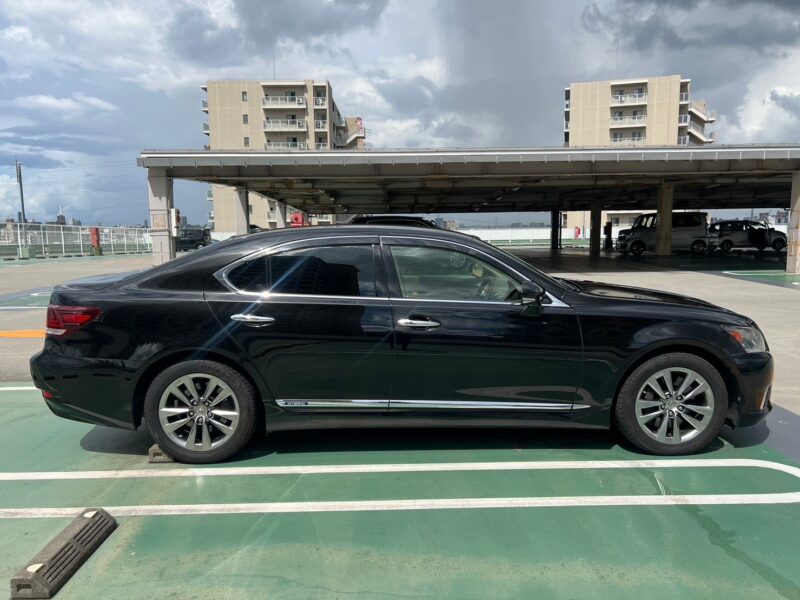 レクサスLS600h 4WD★R5税金完納★走行中TV視聴★極上車★大人気セダン★スタッドレス★装備充実★業界最安画像4