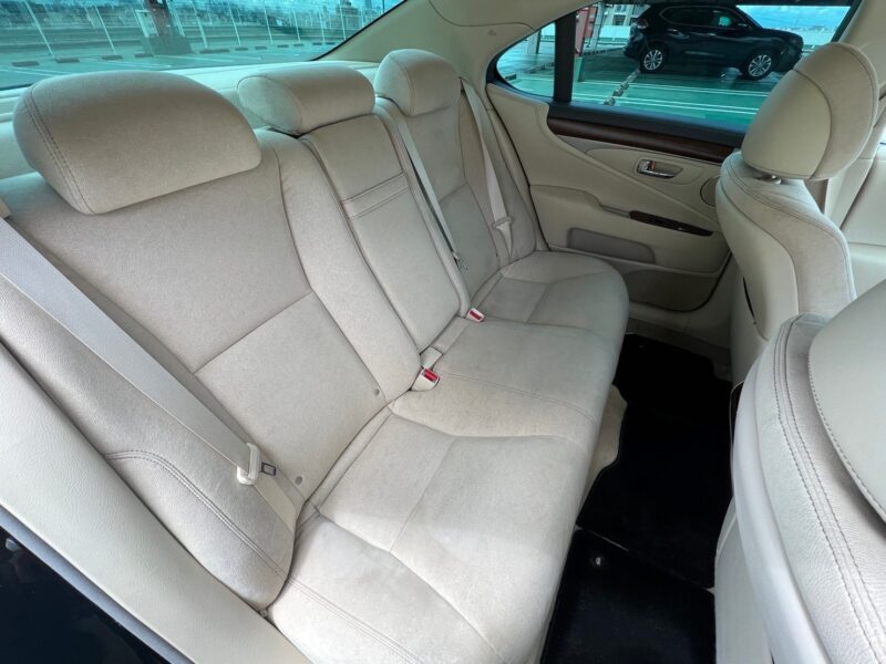 レクサスLS600h 4WD★R5税金完納★走行中TV視聴★極上車★大人気セダン★スタッドレス★装備充実★業界最安画像12