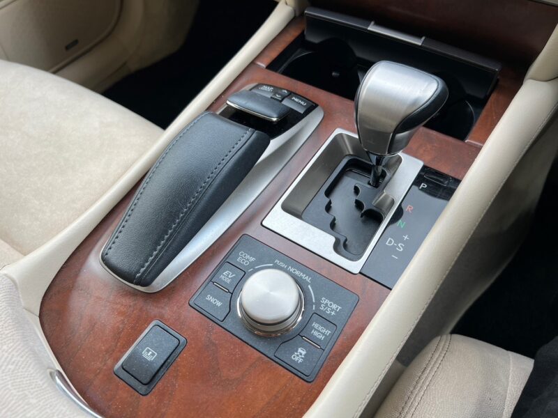 レクサスLS600h 4WD★R5税金完納★走行中TV視聴★極上車★大人気セダン★スタッドレス★装備充実★業界最安画像18