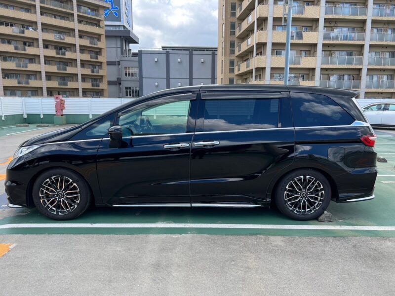 オデッセイ 2.4 アブソルート X ホンダセンシング★R5税金完納★車検ロング★後席モニター★走行中TV視聴★アダプティブクルーズ★運転支援システム★業界最安画像3